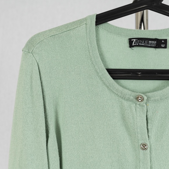 New York & Company green cardigan buttons down size XL - Picture 3 of 13